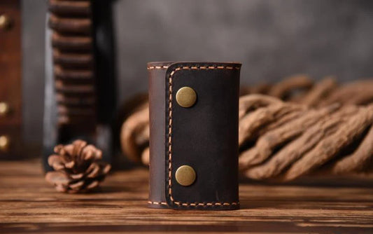 Porte-clés en cuir véritable fait à la main vintage pour hommes, housse de porte-clés en cuir, portefeuille à clés en cuir pour hommes, étui à clés pour femmes, organisateur de clés