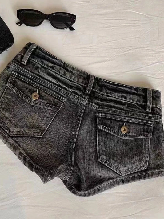 Vintage Black Denim Shorts Women Sexy Gyaru Low Waist Shorts Female Y2k Punk Retro Summer Streetwear Short Jeans Slim Up