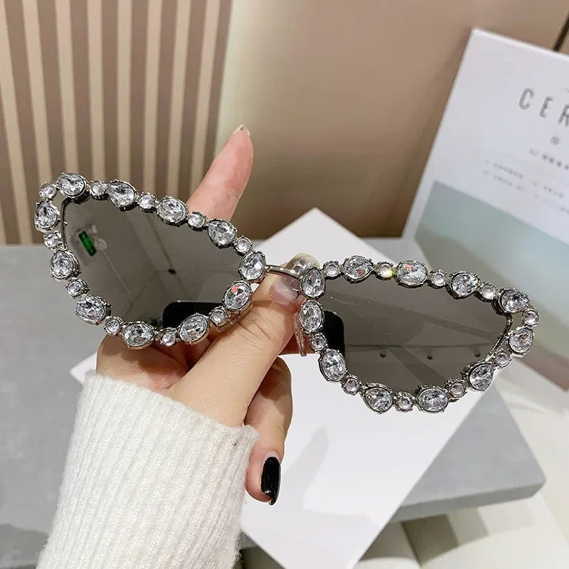 Luxury Crystal Women Cat Eye Sunglasses Female Diamond Trending Metal Frame Sun Glasses Driving Eyeglasses Uv400 Gafas De Sol
