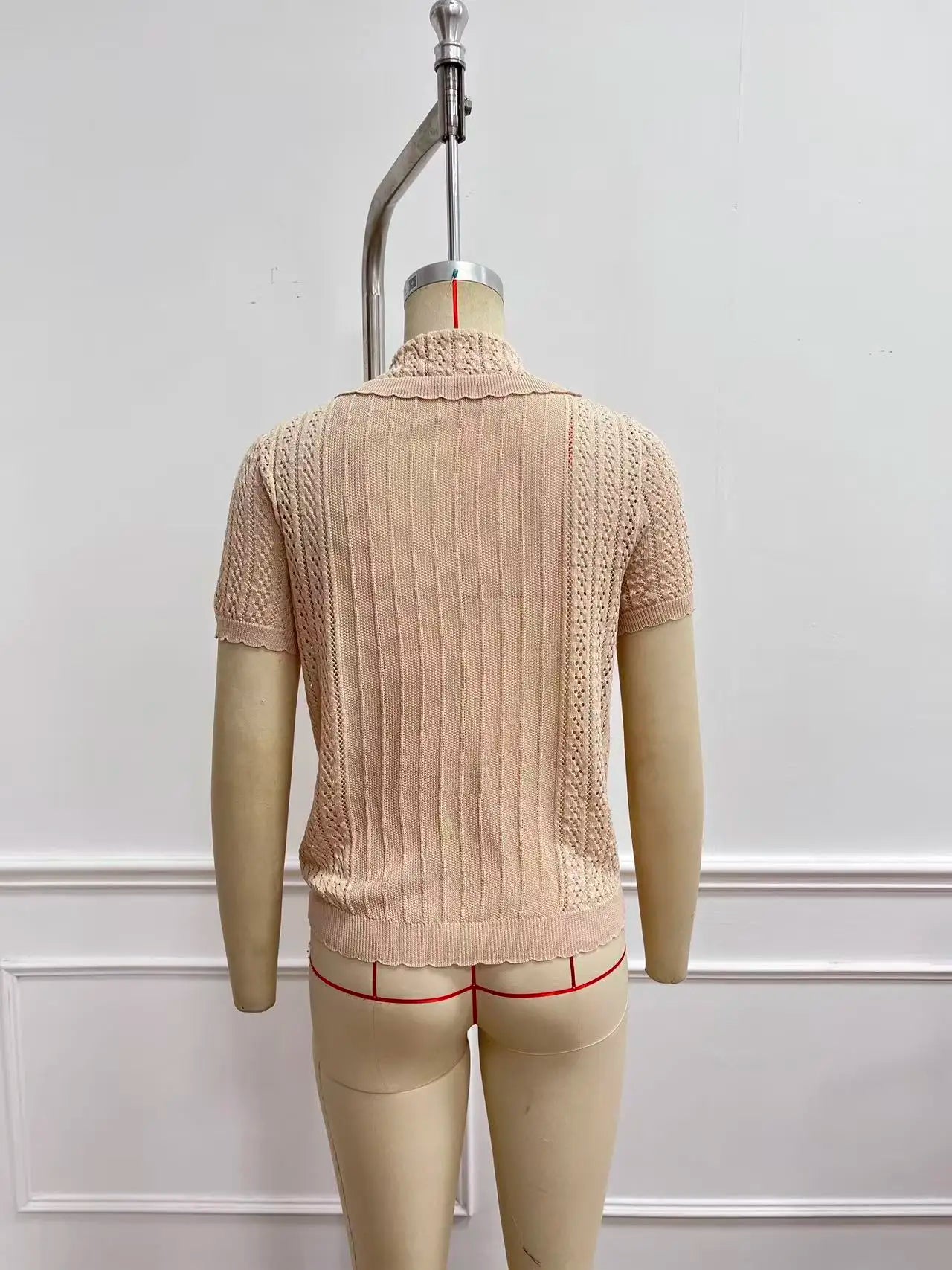 Women's short-sleeved button-down slim-fit pullover sweater with polo collar and Peter Pan collar, new spring/summer top.