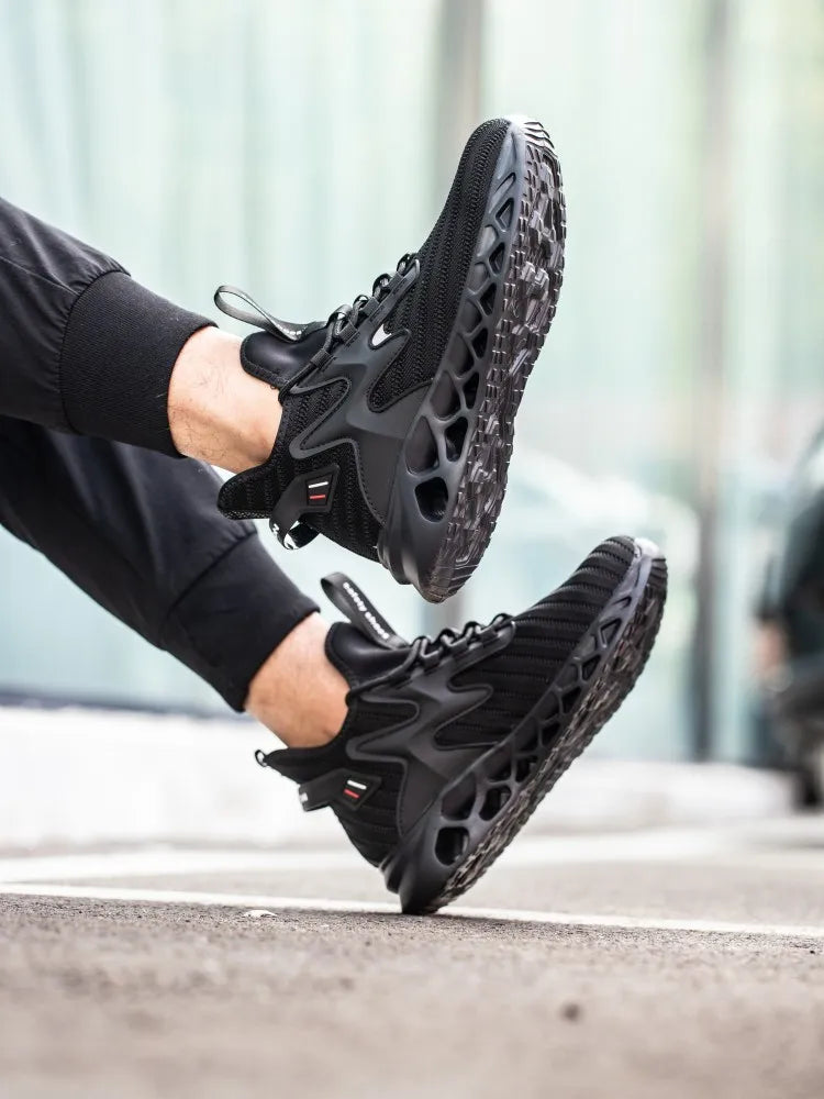 Lightweight Breathable Sneakers Work Hiker Boots Puncture-proof Outsole Construction Work Shoes Men Protection Safety Shoes