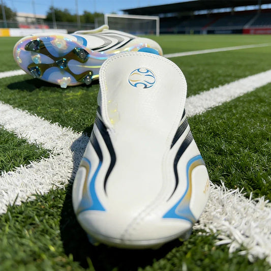 High Quality Mens Soccer Shoes F50 Training Non-Slip Turf Soccer Cleats Boys TF/FG Football Sneakers Chuteira Campo 39-45