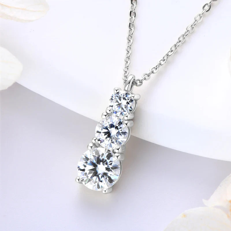 Certified D Color Three Stone Moissanite Pendant Necklace Collar Plata 925 Sterling Silver Necklaces for Women Jewelry