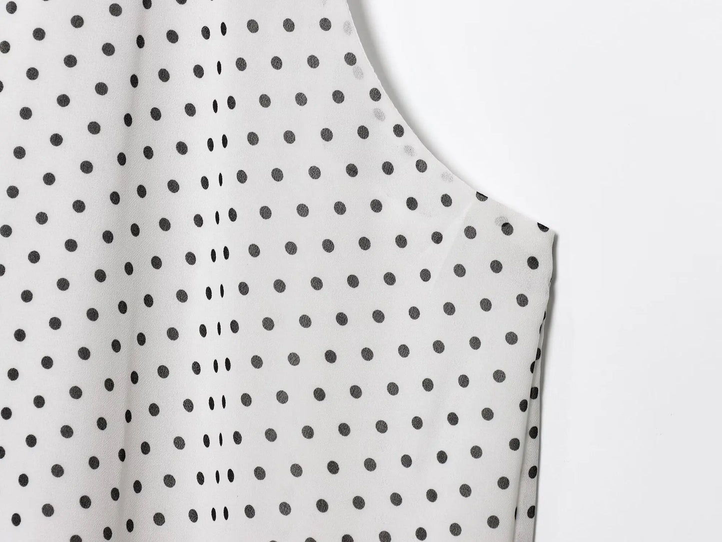 2025 Women Chic Sleeveless Bow Tied Polka Dots Print Chiffon Vest Blouse Camis Tank Lady Casual Halter Shirts Tops LS9263