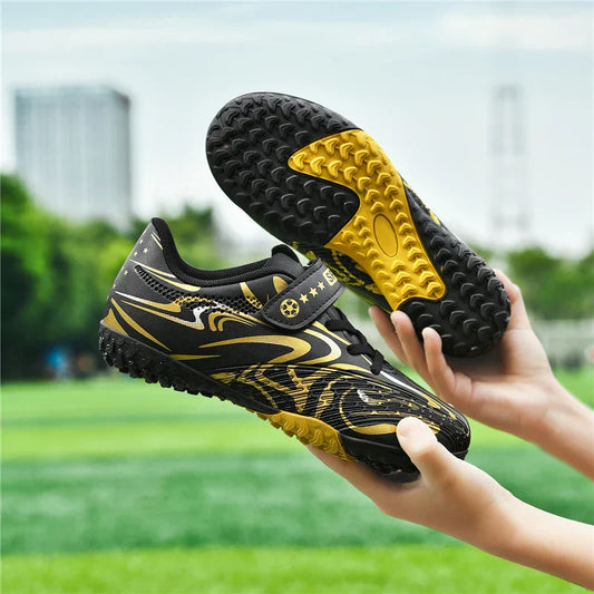New Kids Soccer Shoes Original Football Shoes Boy Girl Indoor Professional Football Field Boots Society Cleats Non Slip Sneakers
