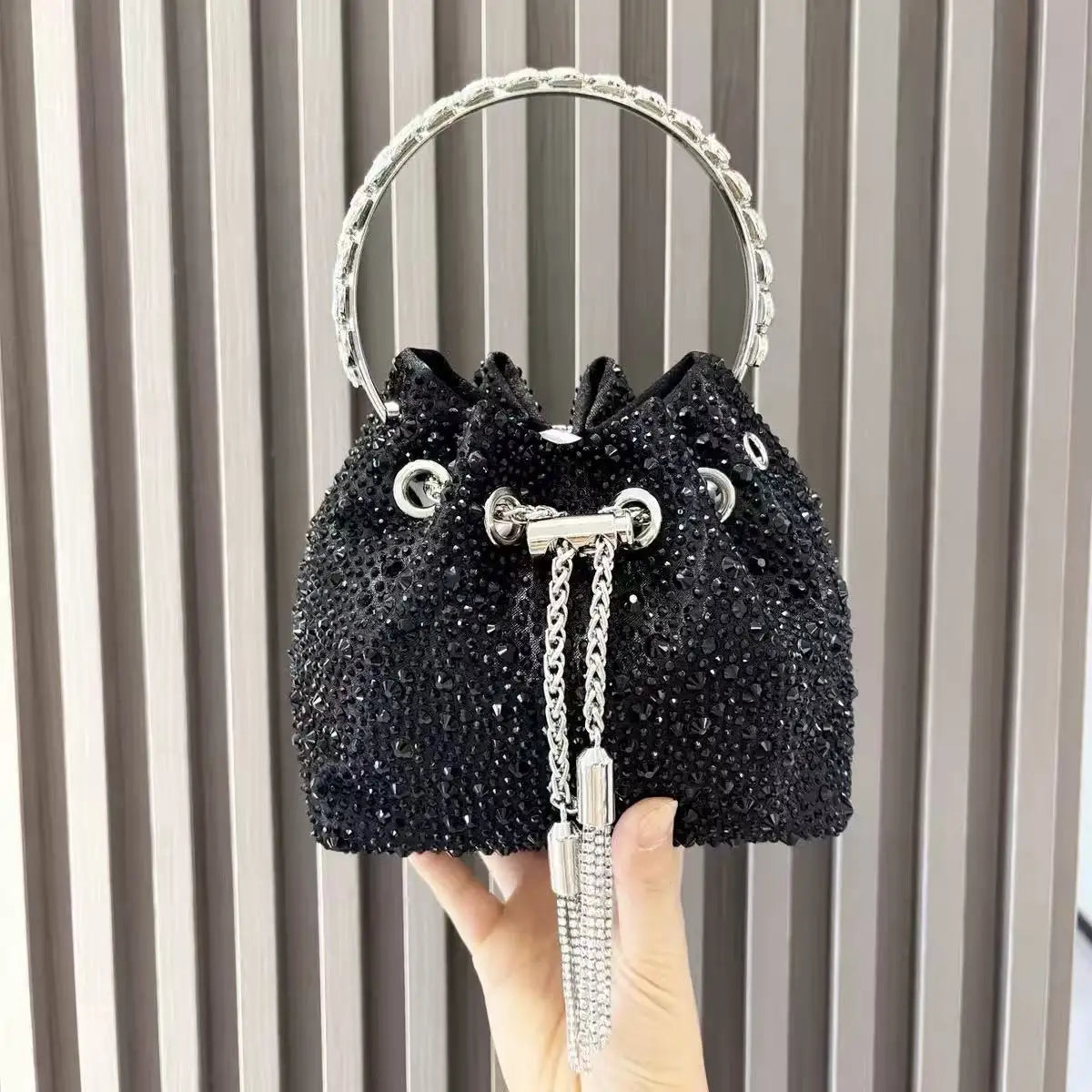 Luxury Designer Women Handbag Glitter Diamond Banquet Bag Satin Bucket Bag Wedding Party Clutch Purse Exquisite Evening Bag