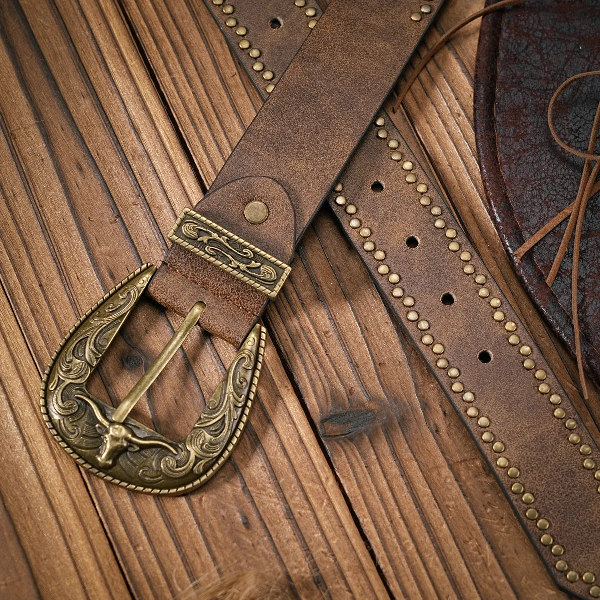 Men - Women - Western Denim - PU Leather - Belt - Vintage Jeans with Floral Carved Buckle Belt