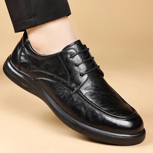 Spring Autumn New Business Casual Shoes for Men Solid Color Fashion Wedding Shoes Male Soft Sole Lace Designer Loafers Man