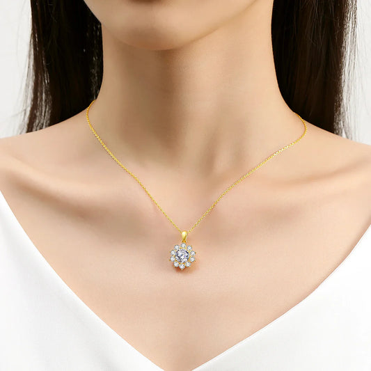 Sunflower 18K Gold Moissanite Pendant Women Wedding Lab Diamond Necklace Charm for Engagement Party Bridal Jewelry Accessorise