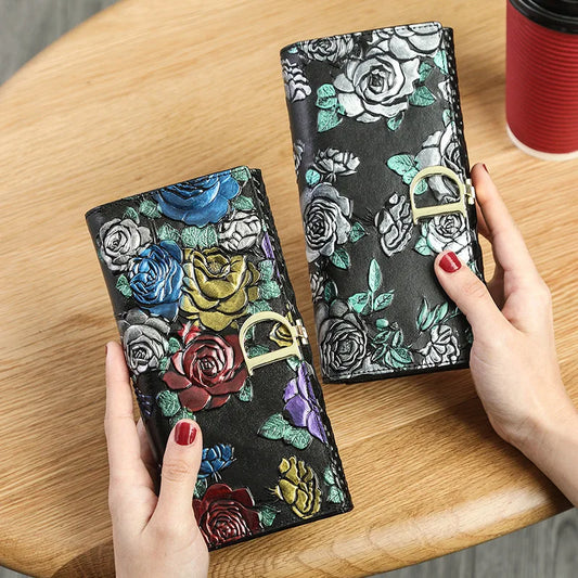 2025 New Genuine Leather Purse Wallet Female 3D Embossing Ladies Personality Retro Long Clutch Wallet Women Purse Coin Holders