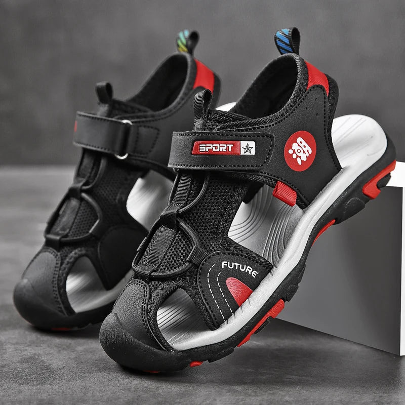 A pair of children's summer toe-covering sports sandals, wear-resistant outdoor beach shoes, size 28-39,MQ-9019