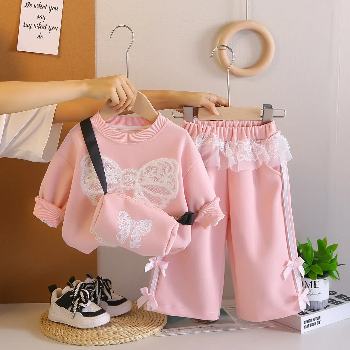 New Spring Autumn Baby Clothes Suit Children Girls Long Sleeved T-Shirt Pants 2Pcs/Sets Fashion Kids Clothing Set Infant Outfits