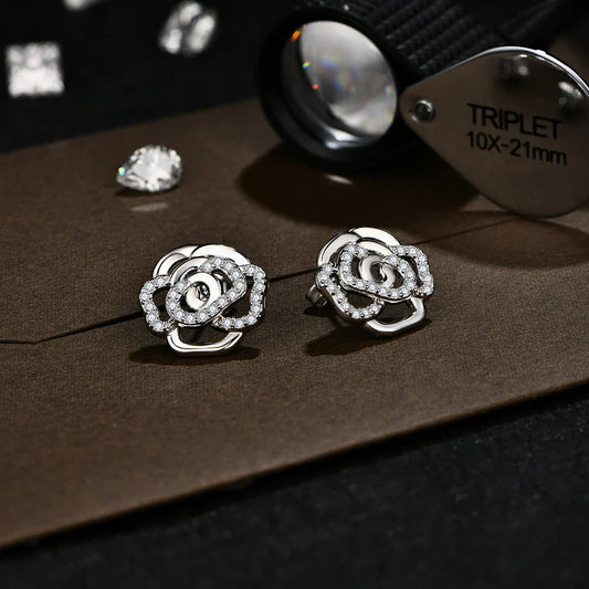 New Diamond Moissanite Stud Earrings for Women S925 Silver 18k Gold Plated Orginal Flower Wedding Jewelry Travel Gift