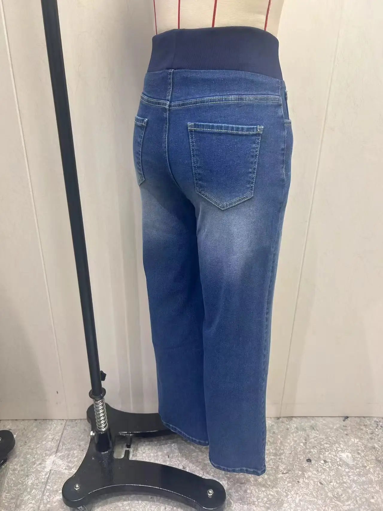 Jeans for Woman Y2k Jeans Baggy Jeans Stretchy Fabric Loose Straight Leg Ribbed Waist Design Modern Trousers Urban Fashion