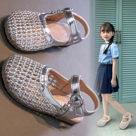 2026 Summer New Girls Woven Princess Shoes Cute Soft Sole Closed Toe Sandals Korean Style Kids Beach Shoes