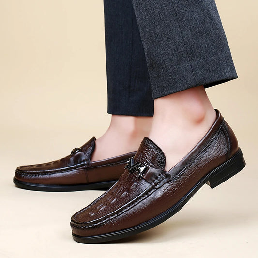 High Quality Round Toe Breathable Loafers Fashionable Brand Men's Comfortable Crocodile Patterned Casual Cowhide and Bean Shoes