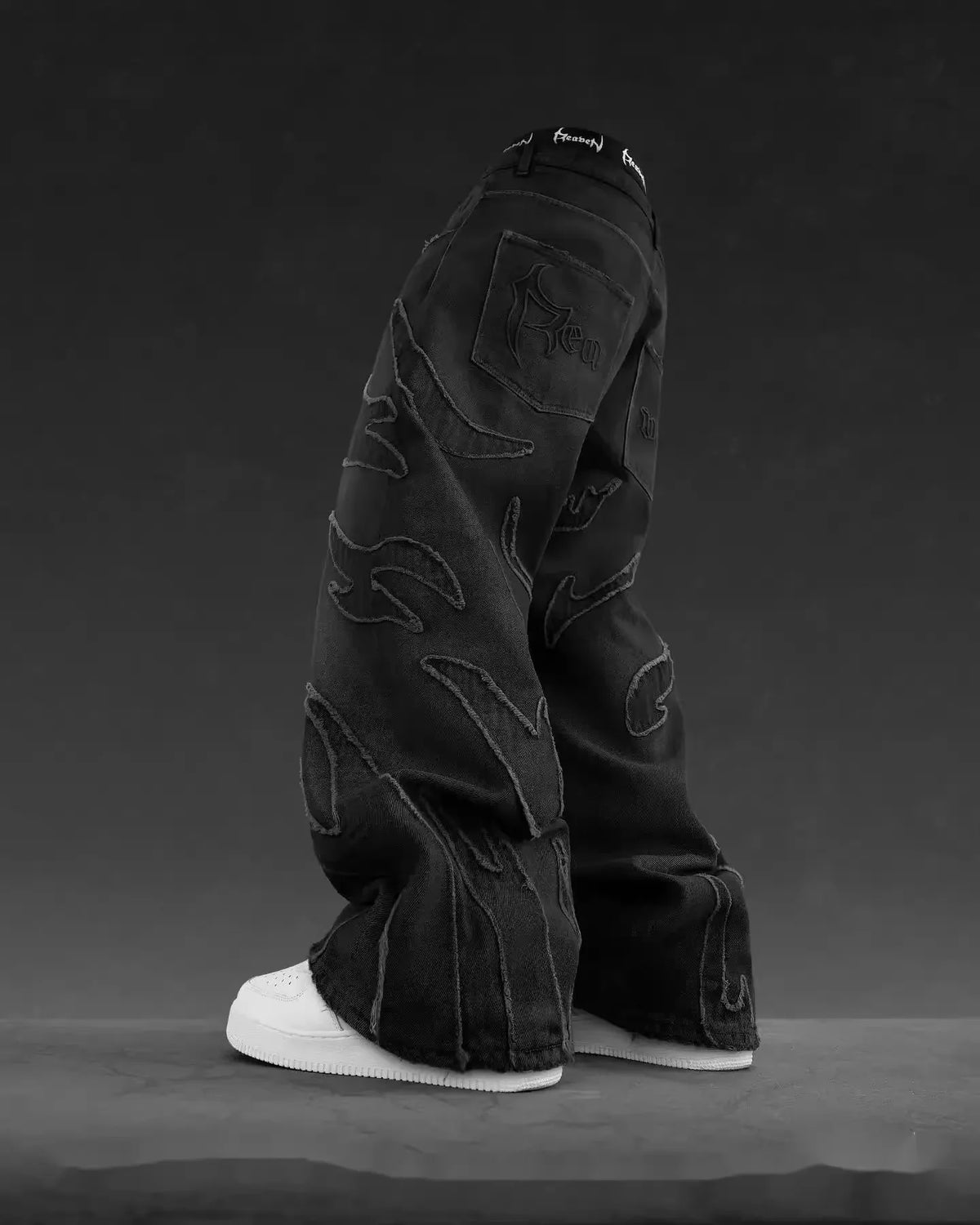 Mens Jeans Y2K Vintage Streetwear Black Wide Leg Denim Pants Ripped Patchwork Raw Hem Distressed Loose Fit Dark Punk Fashion