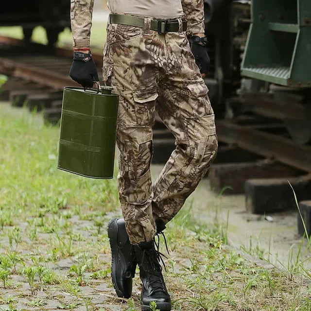 Men's Fashion Outdoor Hiking Overalls Pants Camouflage Tactical Pants Hunting Uniform Fighting Multi-Pocket Trousers