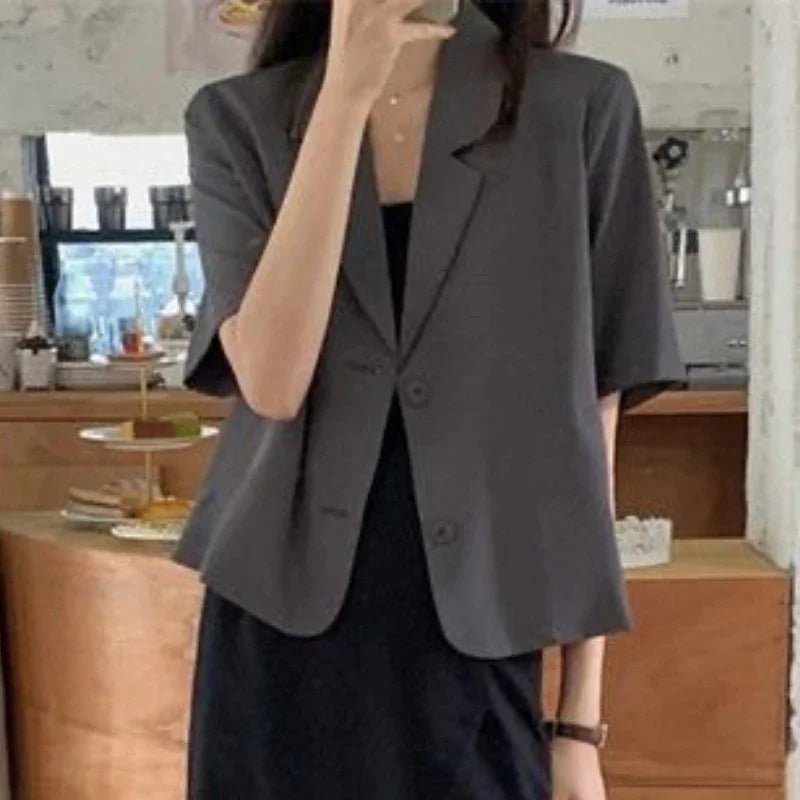 Short-sleeve Blazers Women Temperament Outwear Summer Baggy Office Lady Chic Simple All-match Streetwear Fashion Notched Classic