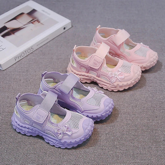 2026 summer new girls' bow mesh toe sandals soft and casual beach sandals children's outdoor walking non slip flat shoes