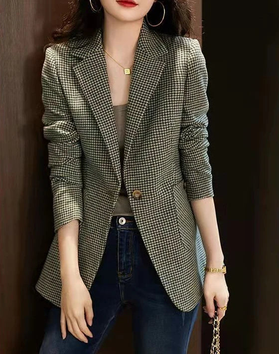 Green Jacket Coats for Women Skinny Plaid Outerwears Korean Fall Clothes Simple Cheap Stylish in Promotion Check Blazer Woman