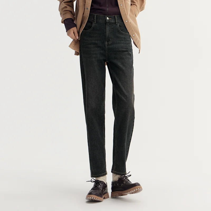 Jeans Women Minimalist Pants Autumn 2025 New Versatile Tapered Trousers