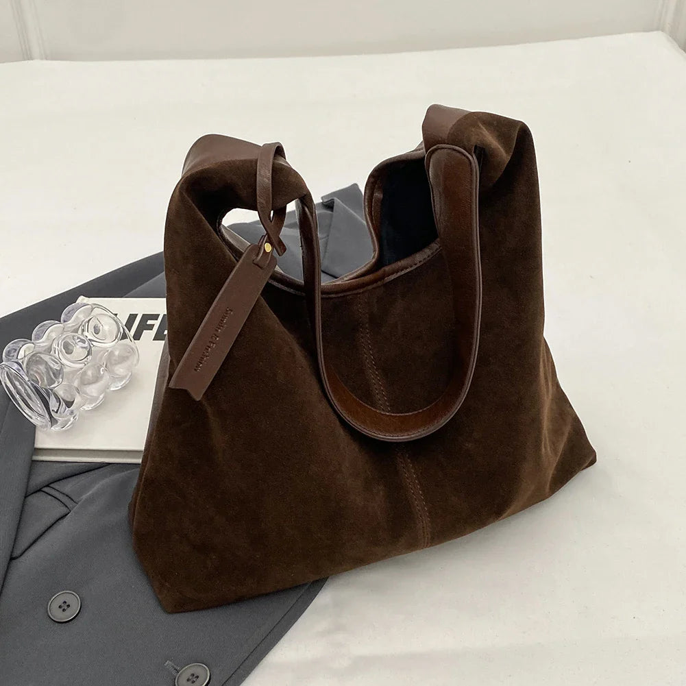 Women Suede Tote Bag Magnetic Closure Shoulder Bag Slouchy Retro Handbag Large Capacity for Work Travel (Velvet+PU)