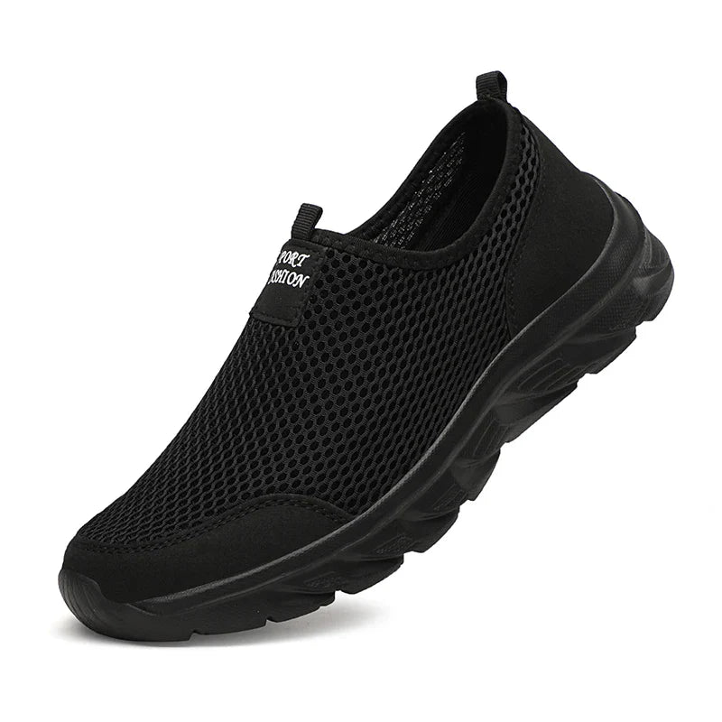 New Running Shoes for Men Breathable Sports Shoes Light Weight Fashion Summer Mesh Breathable Sneakers for Men Plus Size 38-47