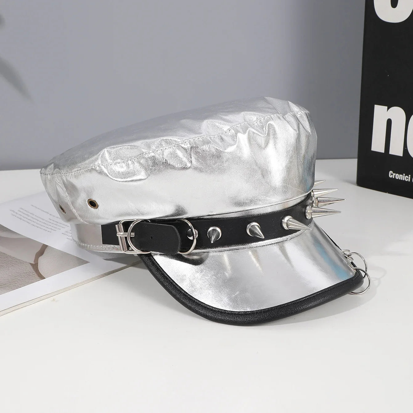 Sweet cool Spice Girl style riveted spider hoop PU leather newsboy hat Y2K fashion trend shopping face small beret