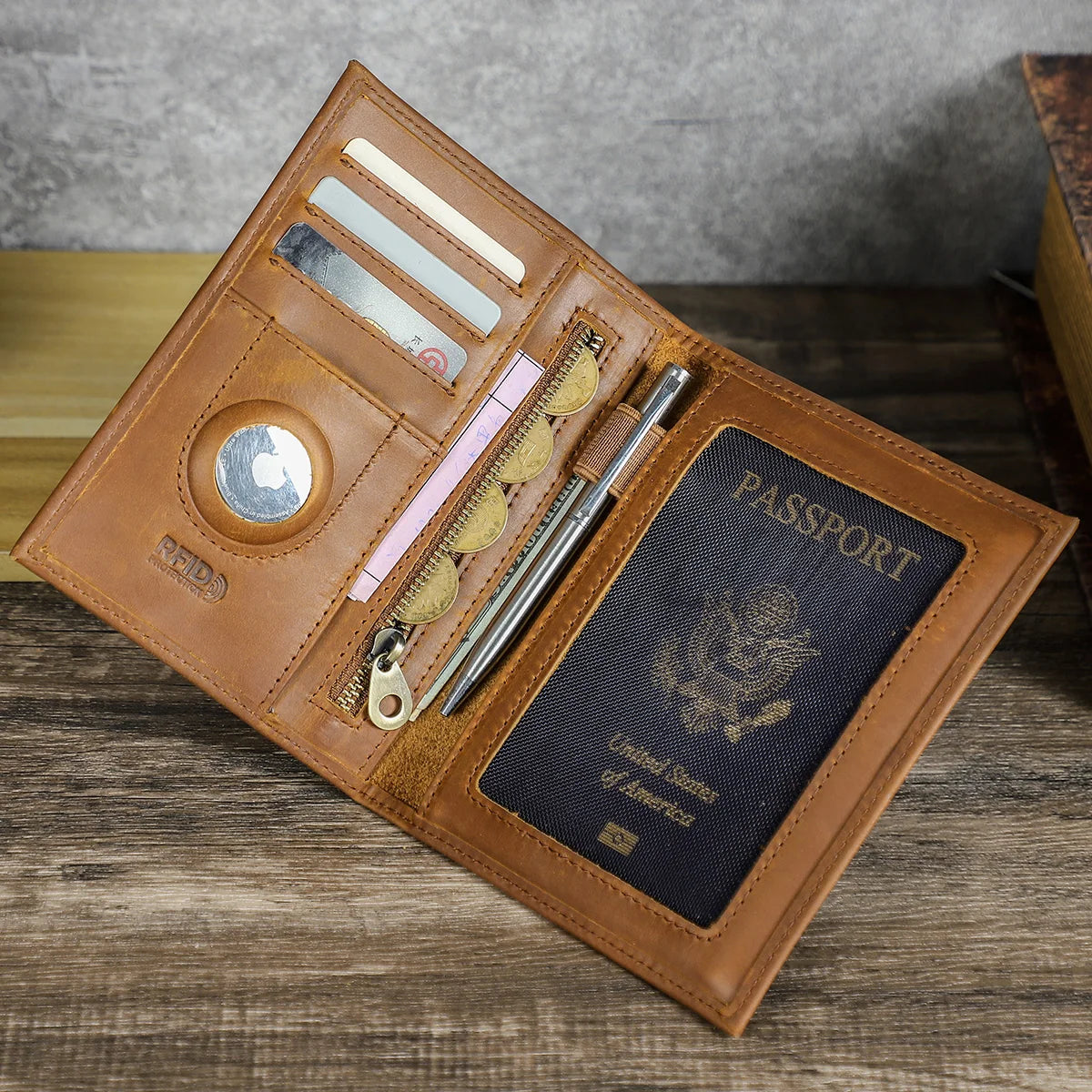 Genuine Leather Passport Wallet Card Holder Coin Purse AirTag Slot Men Travel Wallet Women‘s Purse Passport Cover Bag