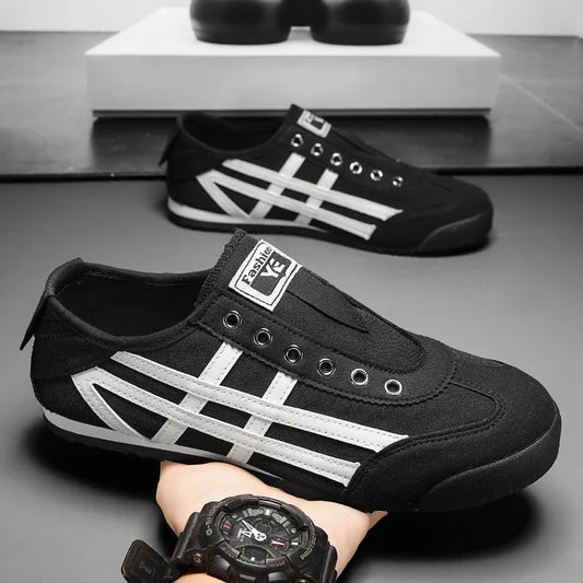 Men's Classic Running Shoes Lace Up Flat Bottom Sports Shoes Soft Sole Walking Shoes Breathable Couple Casual Shoes Tennis Shoes