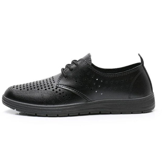 2026 Summer Men Sandals Business Casual Leather Hollow Out Shoes Breathable Soft Sole Clogs Fashion Comfortable Outdoor Slides