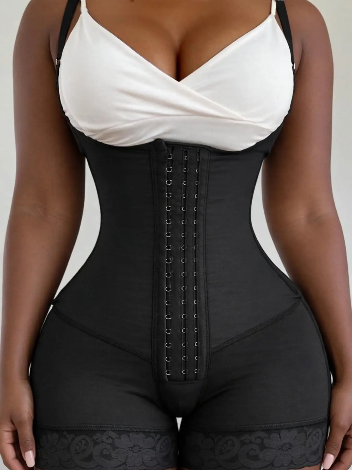 Colombian Shapewear: Waist-Slimming & Butt-Lifting Strapless, Hook-and-Eye Closure, High-Waisted Design with Firm Tummy Control