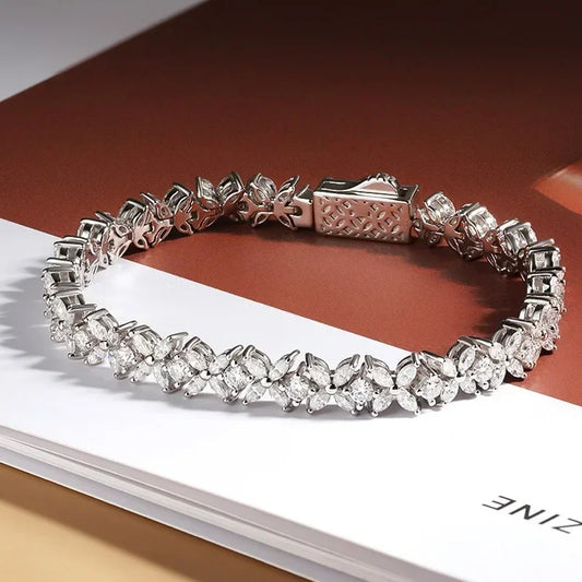 Bracelet en moissanite complète Argent sterling 925 Papillon Marcassite Taille marquise Diamant Femme Bracelet de mariage Bijoux Cadeaux Certificat