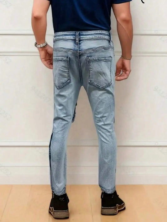 Men’s streetwear, multi pocket vehicle, snug, stretchy, light-colored jeans.