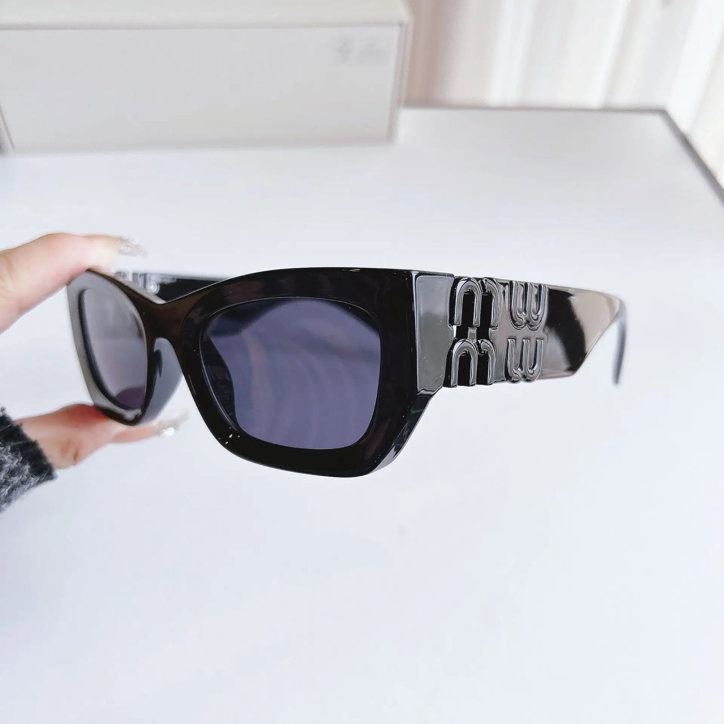 Light Luxury Designer Sun Glasses Women's Retro Polygonal Cat Eye Sunglasses for Men UV400 Personality Cool Trendy Glasses