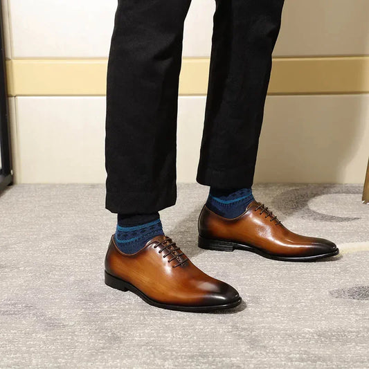 Designer Genuine Leather Mens Wholecut Oxford Shoes Luxury Brand Black Brown Dress Shoes for Business Office Formal Wear