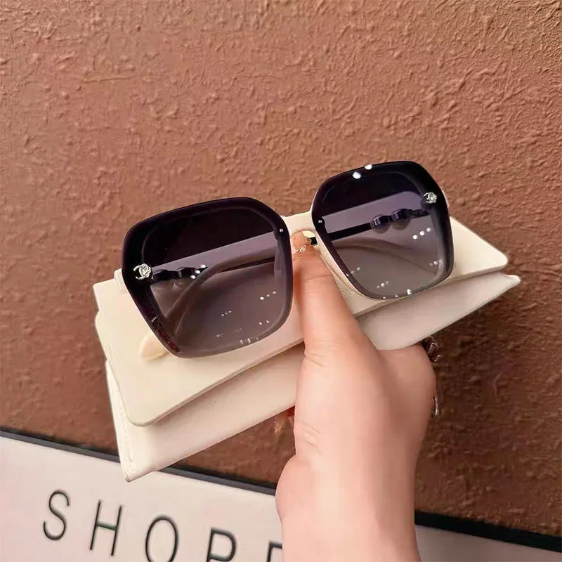 2025 Oversized Polarized Sunglasses for Women and Men Pearl Fashion Square Designer Sun Glasses Unisex Eyewear UV400 Sunglass