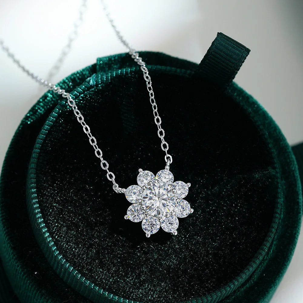 1Carat Sunflower Moissanite Pendant Necklace GRA Certified S925 Sterling Silver Plated Gold Neck Lace for Women Party Jewelry