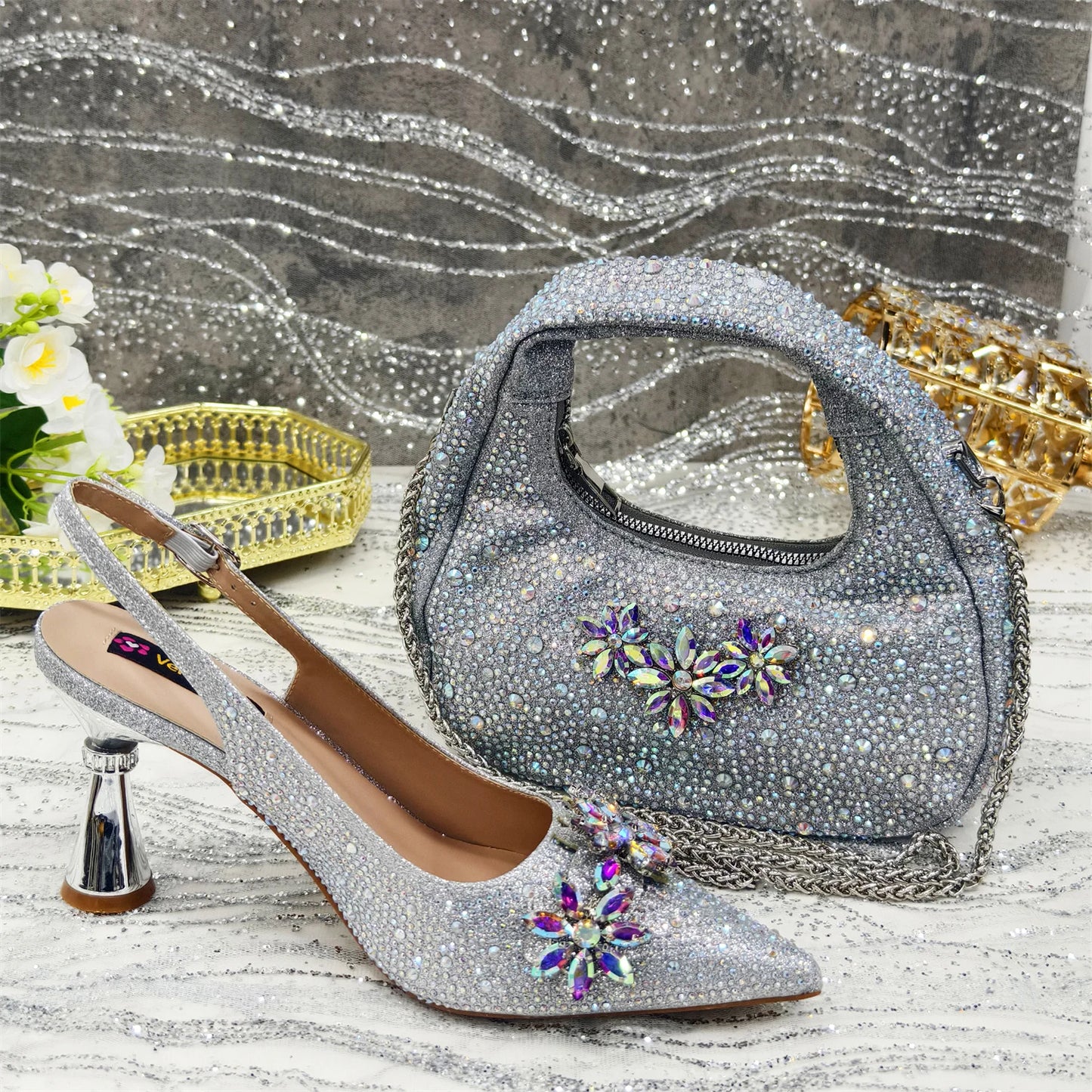 2025 Pointed Toe High Heels Shoes and Bags Set With Rhinestone for Women Wedding Party Elegant Luxury Fashion in Sky Blue