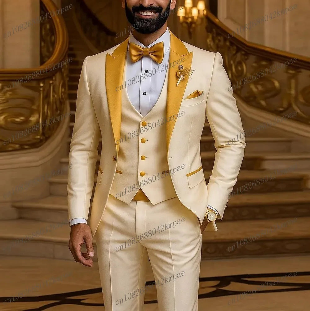 Gold Collar Ivory Men Suit Formal Occasion Groom Groomsman Wedding Party Prom Male Tuxedos 3 Piece Set Blazer Vest Pants