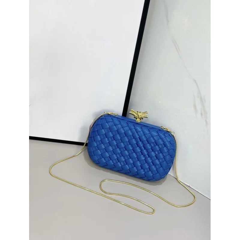 Elegant Box Shaped Dinner Clutch Crossbody Bag for Women Fashionable Chain Strap Handbag Retro Style Leather Handbag