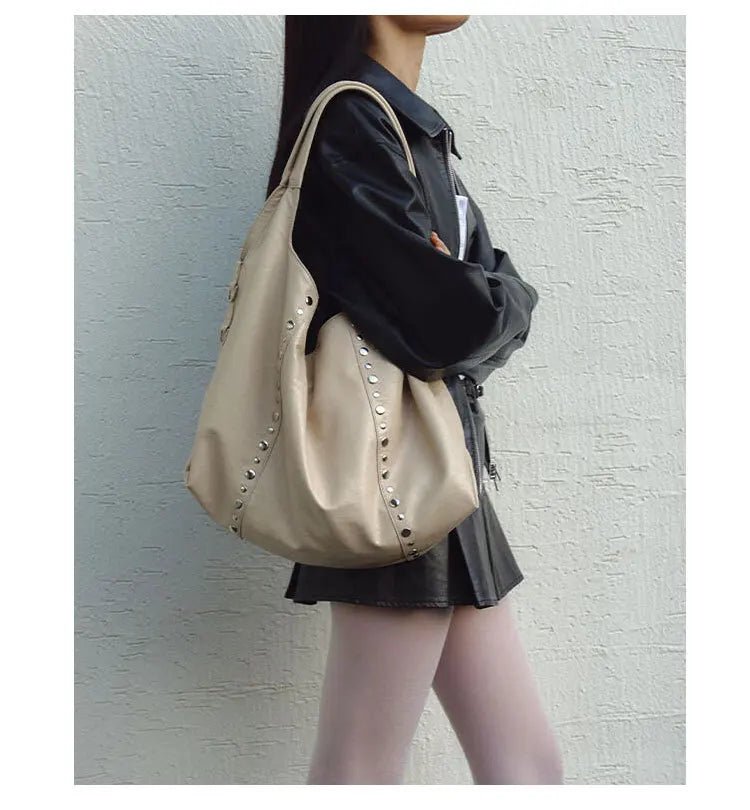 Rivet Women Shoulder Bag Large Capacity Versatile New Soft PU Single Shoulder Underarm Bag Casual Commuting Tote Black Handbag