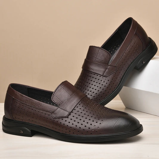 Italian Mens Casual Leather Outdoor Shoes Breathable Casual Hollow Out Men's Soft Bottom Shoes Comfy Flat Designer Walking Shoes