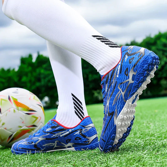 New Men Football Boots TF Sport Training Soccer Shoes Soft Ultralight Breathable Professional Sneakers Unisex Grass Cleats Match