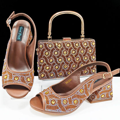 Square Heel Shoes! Hand-held Three-Dimensional Bag and Shoes Set From the Same Series/Open Toe Shoes and Evening Bag
