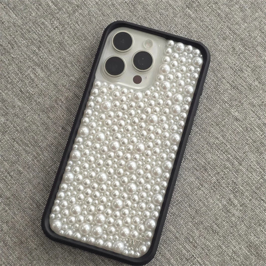جراب هاتف جديد بتصميم ألماسي من Wildflower مرصع باللؤلؤ لهاتف iPhone 17 Pro Max 16 Plus 17 Air 12 13 14 15 16 غطاء 3D WF بنقاط البولكا الكرتونية
