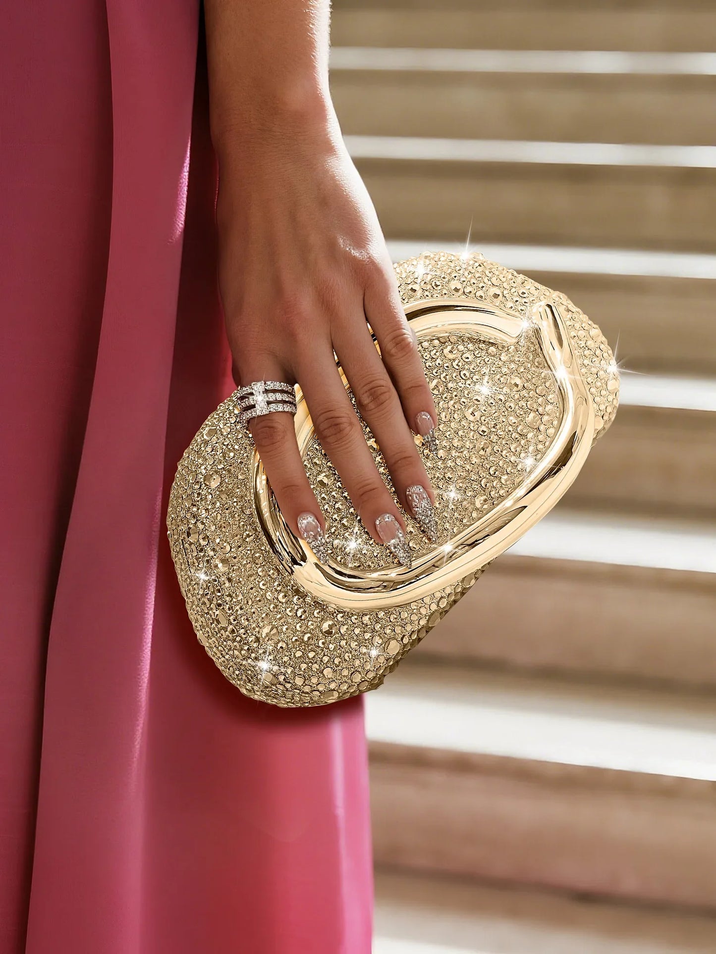 Sparkling Crystal Diamond Women's Evening Clutch Luxury Elegant Round Box Shaped Chain Bag Banquet Party Shoulder Crossbody Bag