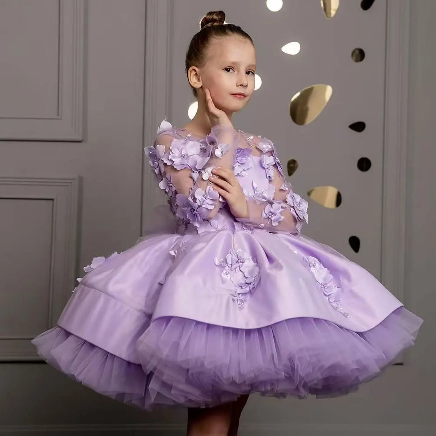 J780 Charming Full Appliqued Pearled Satin Tull Lilac Flower Girl Dress With Bow Wedding Party Spring Short Ball Gown