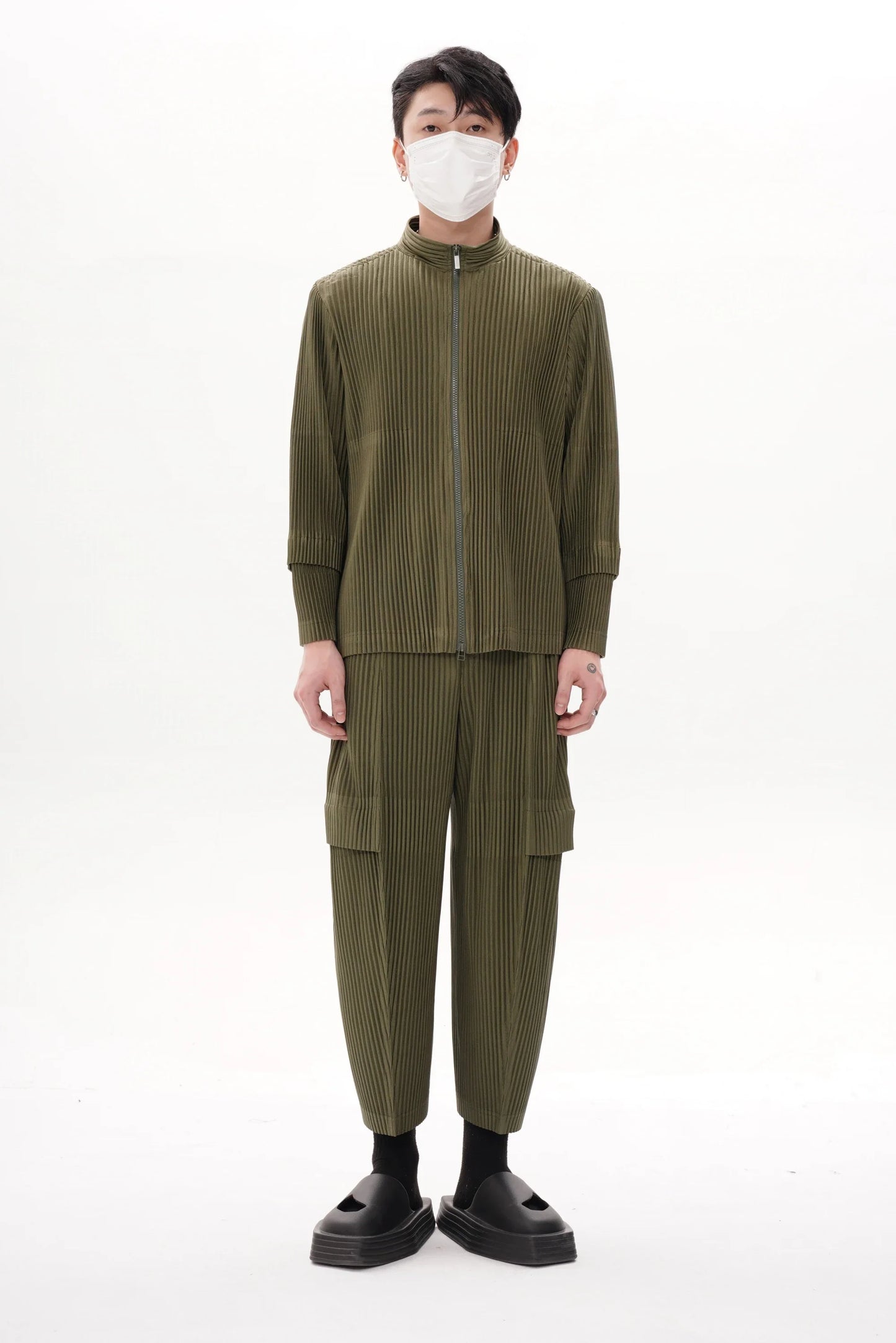 Pleated Cargo Pants Men Loose Fit Nine-Point Trousers Fashion Casual Streetwear Hip Hop Pants